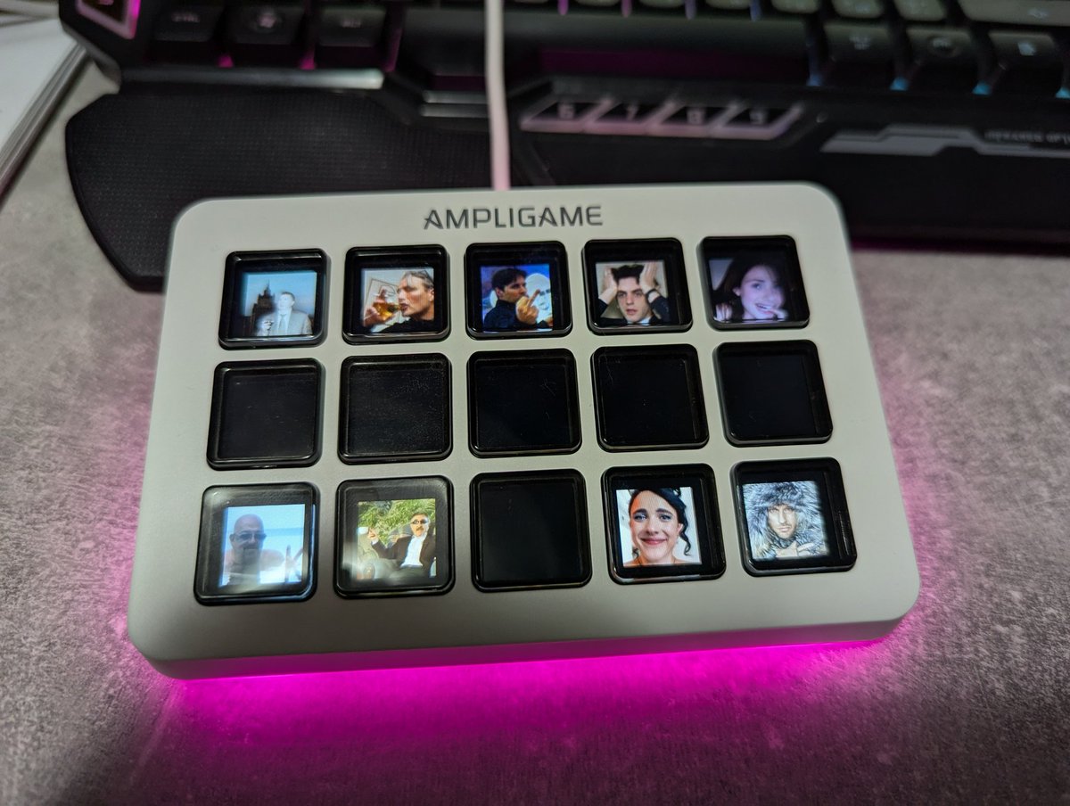 а это мой контроллер