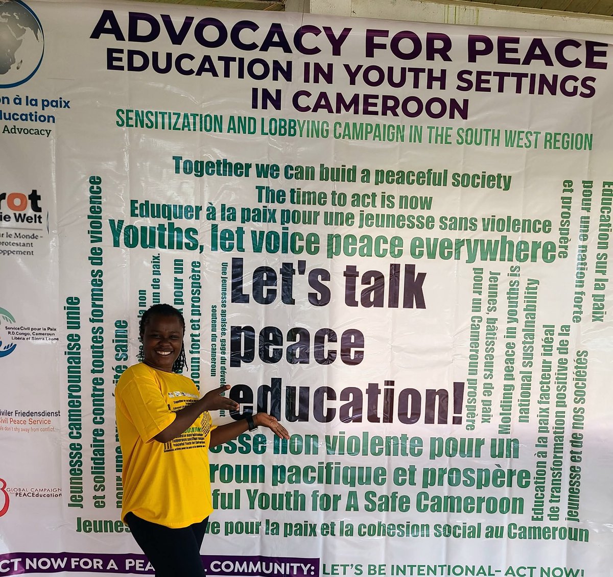 SNjonguo's tweet photo. Honored to represent AHDPO at the "Advocacy for Peace in Youth Settings in Cameroon" workshop! Youth in agriculture plays a crucial role in peacebuilding by fostering economic empowerment, conflict resolution, and community cohesion. #PeaceEducation #LetsTalkPeace https://t.co/PaXHRba0wh