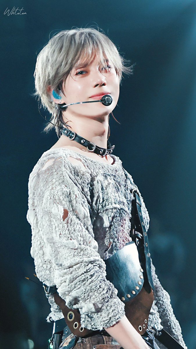 グランジファッションをこんなに愛らしく着こなすふわふわの綿毛ちゃんみたいな子みたことないよ。儚い🥺♡