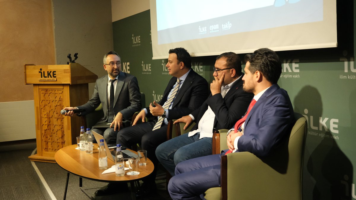 📢 Türkiye Yüzyılı Maarif Modeli İzleme Raporu sunumu gerçekleşti!

İLKE Vakfı Eğitim Politikaları Araştırma Merkezi (EPAM) tarafından hazırlanan rapor, 18 Eylül’de İLKE Vakfı’nda yapılan sunumla kamuoyuna tanıtıldı.

👉 Raporu incelemek için: ilke.org.tr/tr/yayin-detay…