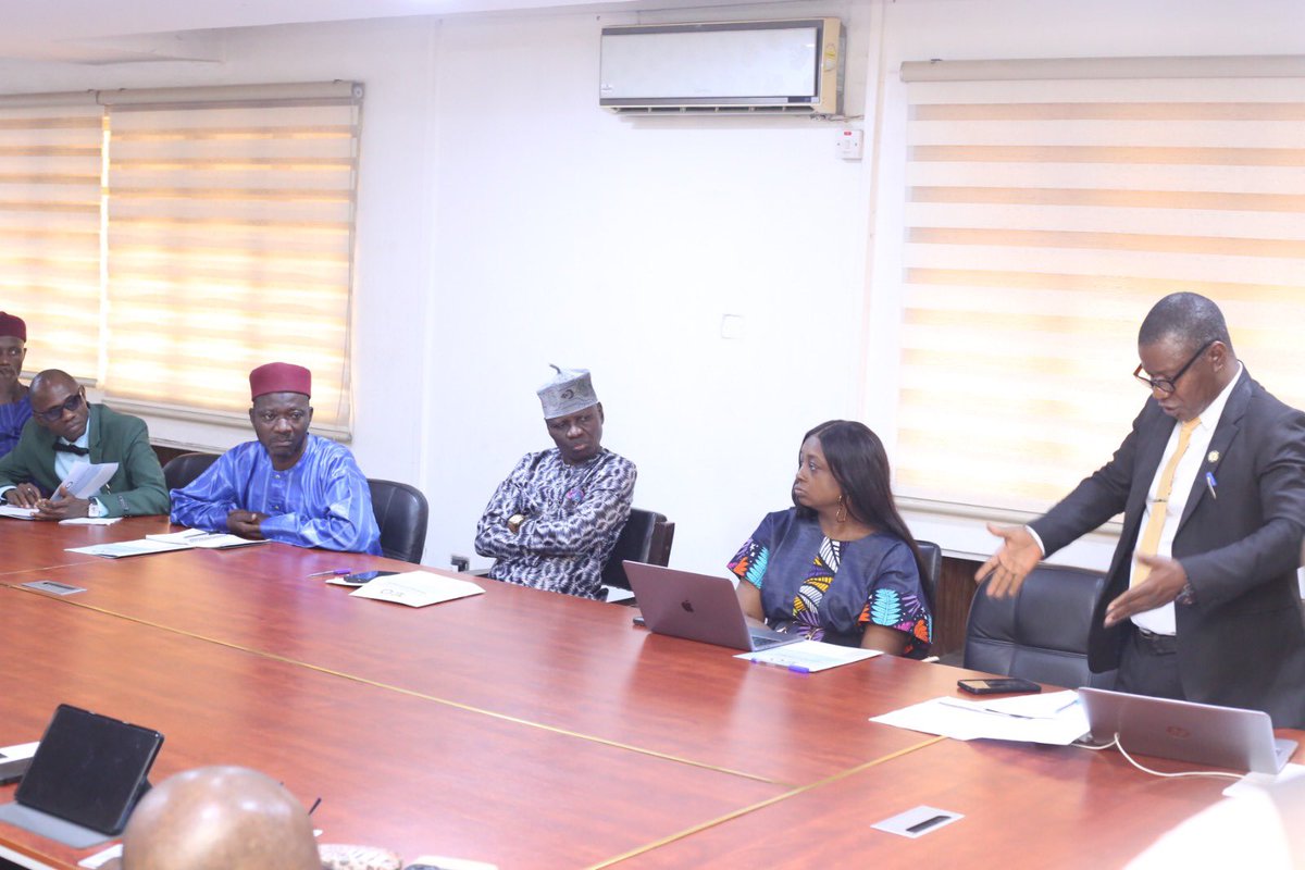 LASG SET TO COMMENCE STATEWIDE ENUMERATION OF PRIVATE SCHOOLS

facebook.com/share/p/19c2tx…

<a href="/jidesanwoolu/">Babajide Sanwo-Olu</a> <a href="/drobafemihamzat/">Obafemi Hamzat</a> <a href="/oeqalagos/">LASG_OEQA</a> <a href="/gbenga_omo/">Gbenga Omotoso</a> <a href="/gboyegaakosile/">Gboyega Akosile</a> <a href="/BarrBimbola/">Barr. Bimbola Salu- Hundeyin</a> <a href="/Mr_JAGs/">Jubril A. Gawat</a> <a href="/Riddwane/">AJE</a>
#AGreaterLagosRising 
#LASG