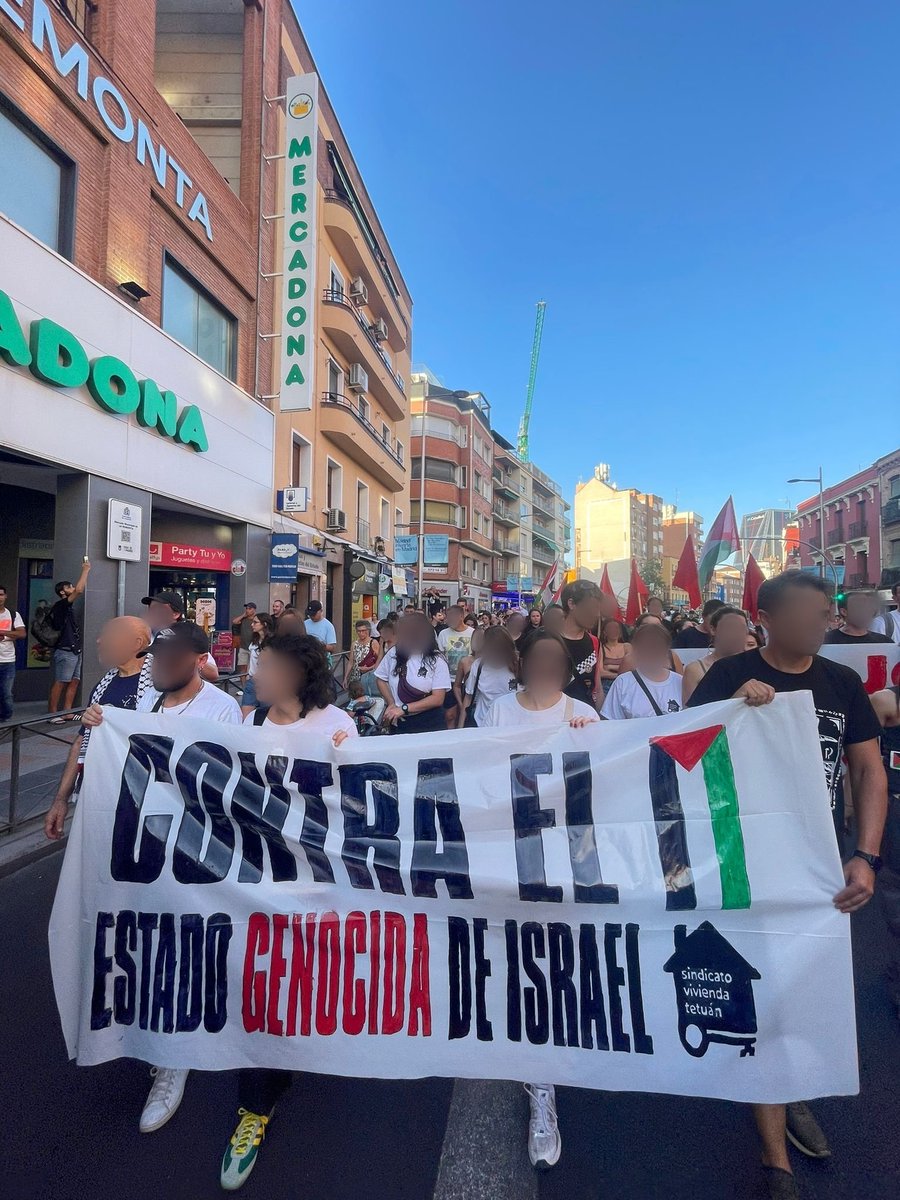 Hoy en la manifestación. Contra el Estado genocida de Israel.