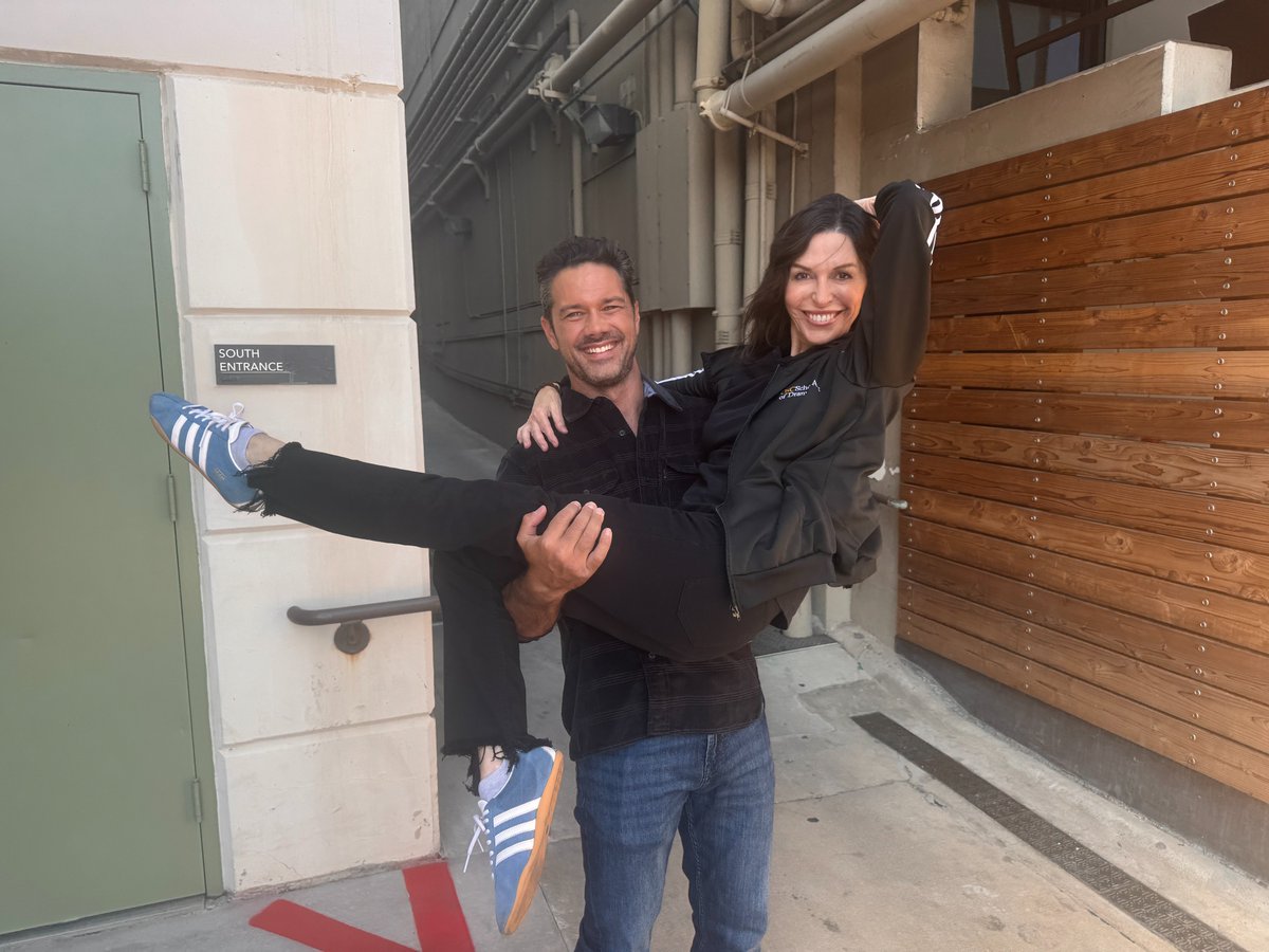 GeneralHospital's tweet image. Reunited and it feels so good! Don&apos;t miss @Ryanpaevey&apos;s return to Port Charles. It&apos;s all going down tomorrow. 📸 @finolahughes #BehindtheScenes #GH #GeneralHospital