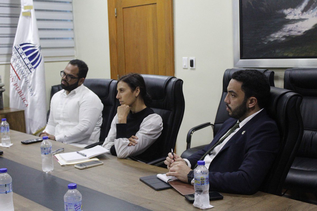 Exploramos nuevas oportunidades de colaboración con el Tecnológico de Monterrey, gracias a la visita de su decano, Miguel Ángel Santos, al <a href="/MapRDo/">MAPRDO</a>.

Durante el encuentro conocimos a fondo la visión, programas y experiencias de esta reconocida institución académica, abriendo