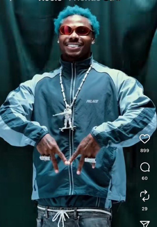 Asake bought new ICE worth 790 million naira.

Mr money for a reason. 🥶🥶