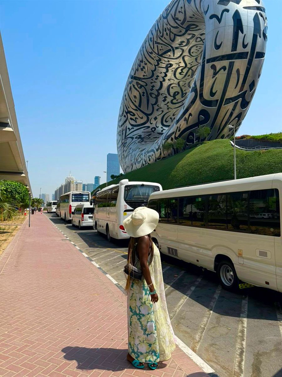 BineyEwurama3's tweet photo. Exploring DXB with my favorite person ❤️
#Ewuramabiney https://t.co/kP8Td5YFPv