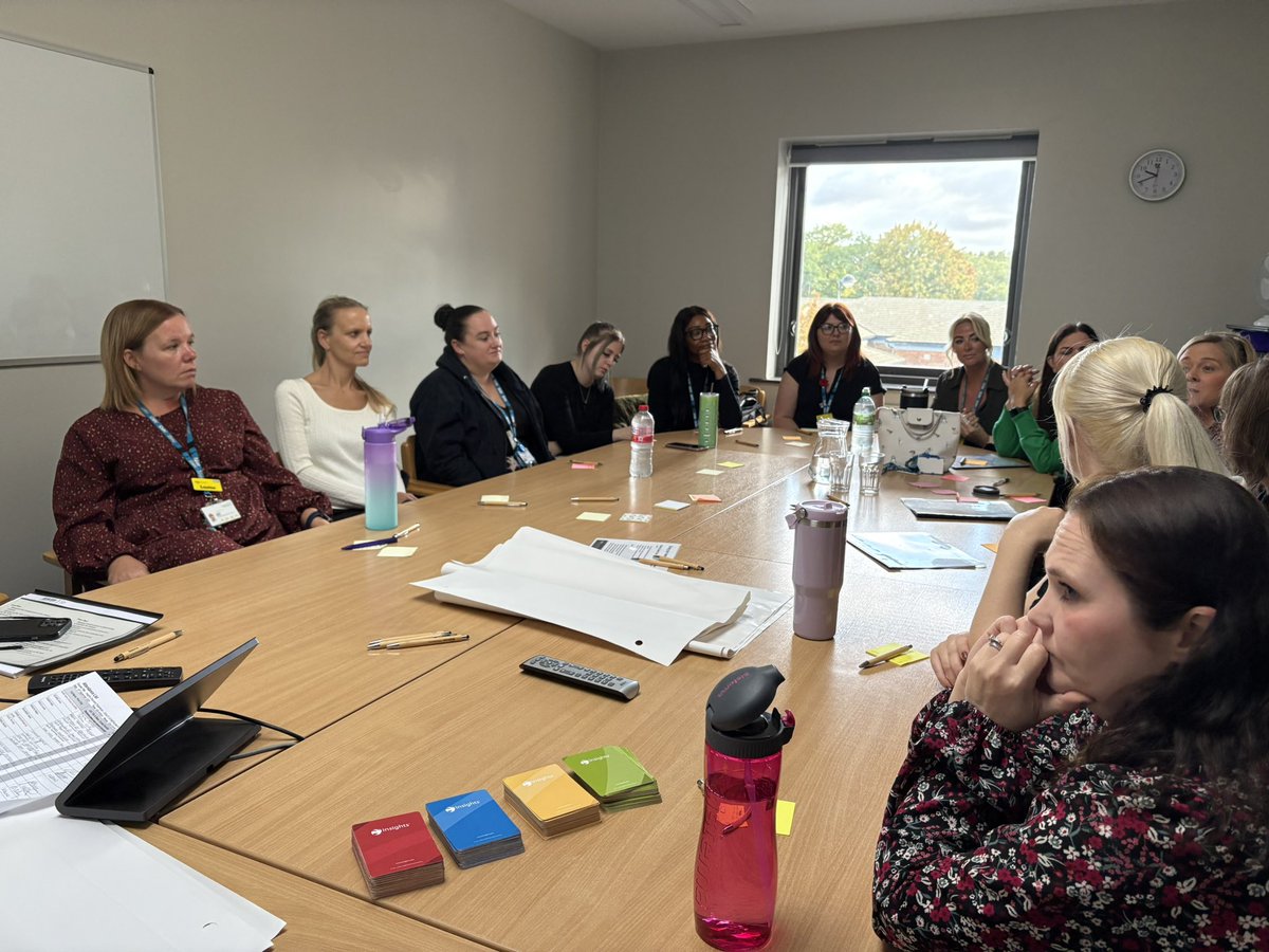 JayneAshby6's tweet image. The final group of the @Doncaster_SN to complete #insights. Great conversation, self awareness and reflection, all working to improve and grow a healthy, aware team. Thanks to Becky &amp;amp; Gavin. #preferences #red #blue #yellow #green