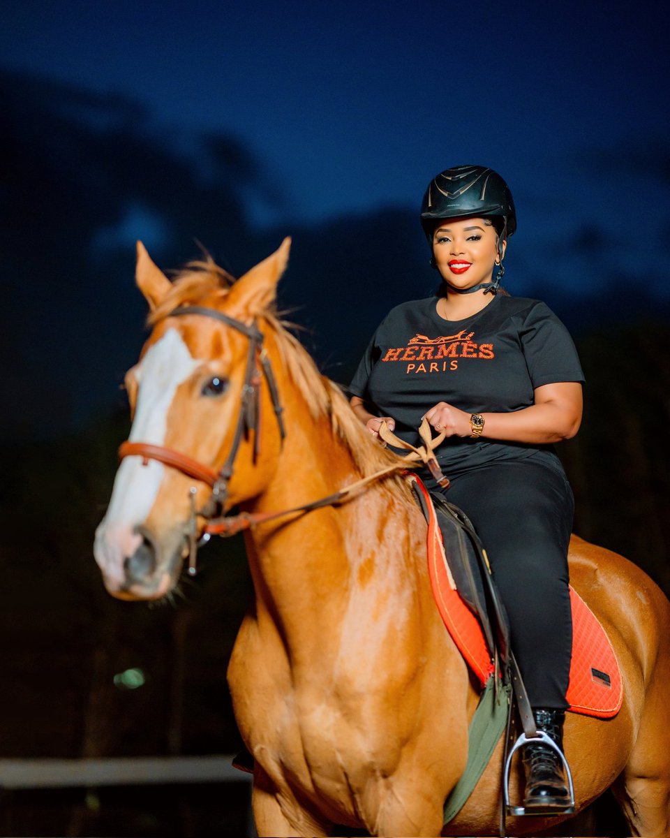 RevLucyNatasha's tweet photo. ✨ Remember, rest is not weakness, it’s wisdom. When you refresh, you’re empowered to rise stronger, serve better, and step boldly into destiny.
#HorseRiding 🐎 #RefreshAndReset #MamaOracle https://t.co/aQKE2e7iBU