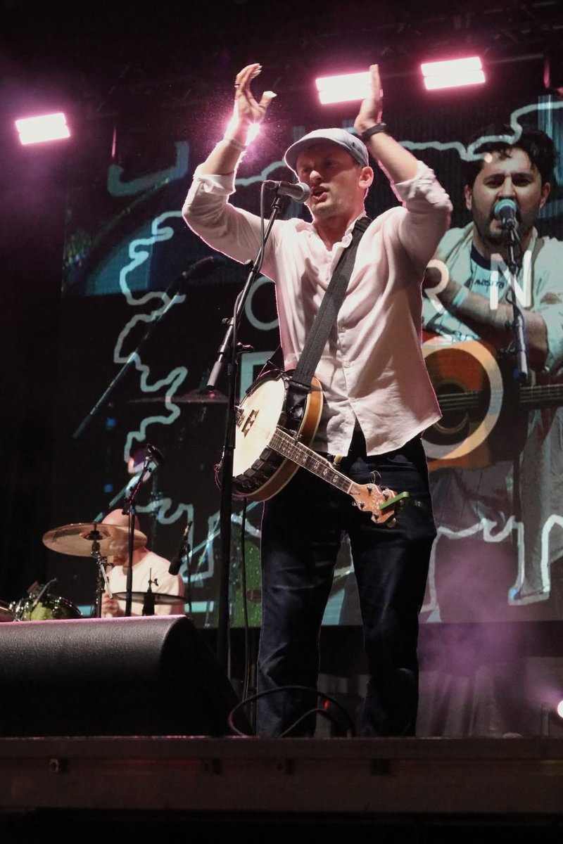 Corner Boy tweet media