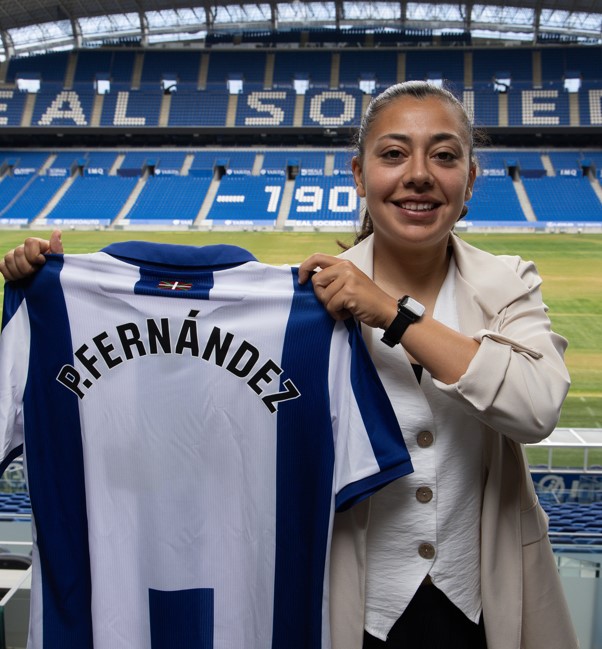 🎙️Paula Fernández en <a href="/EllasJueganOCR/">Ellas Juegan</a> 

"La selección sería un premio al trabajo; a todas las jugadoras nos haría mucha ilusión ir, ojalá pueda llegar algún día" 

"Vicky Losada es una de las primeras futbolistas en la que me fijé" 

ondacero.es/solo-ondaceroe…