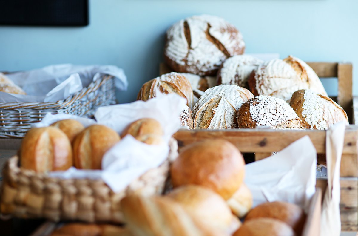 communibakes's tweet photo. We’ve a busy day ahead and our counter is full today, SATURDAY – we’re open 8am-2pm, so come in and get something tasty for breakfast, brunch, lunch or afternoon tea. All items subject to availability. #buylocal #buysocial #communitybakery #southampton https://t.co/ss9TJrcWmK