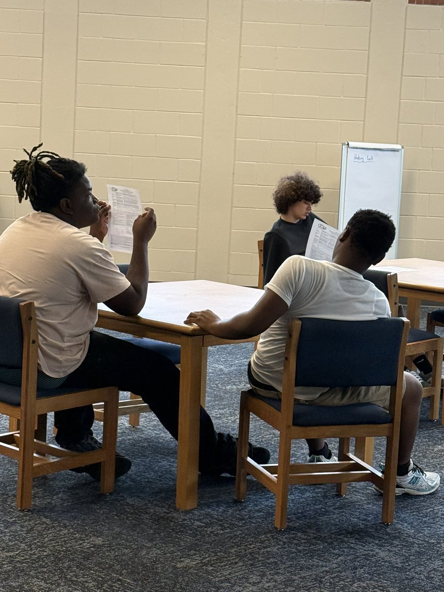 SuccessLCSD's tweet photo. Today Ms. Thompson had a guest speaker to inform our students on child labor laws, helping them understand their rights and protections as they enter the workforce. https://t.co/zz8a7m5ok1
