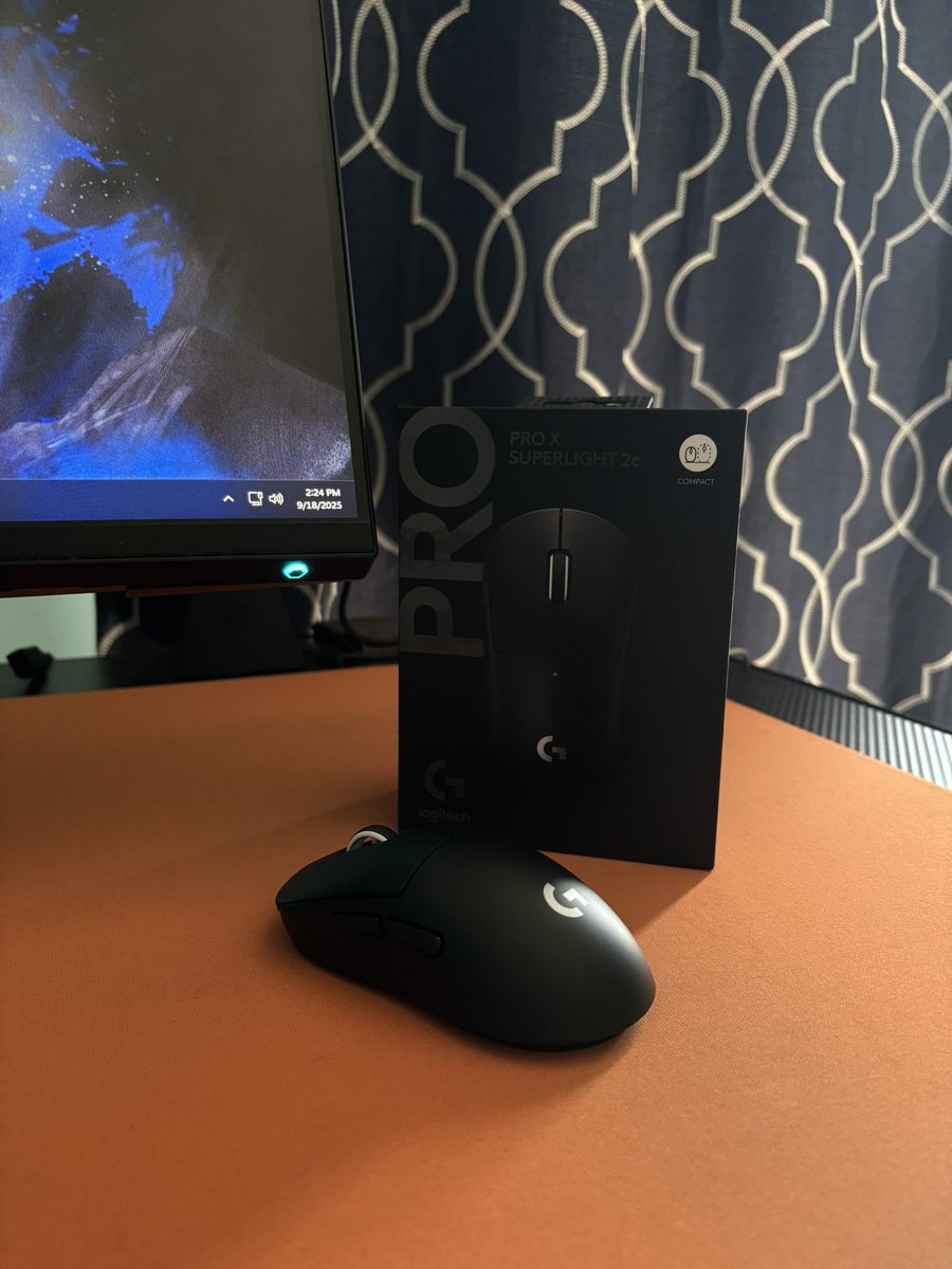 _xxdup's tweet image. superlight 2c 😎