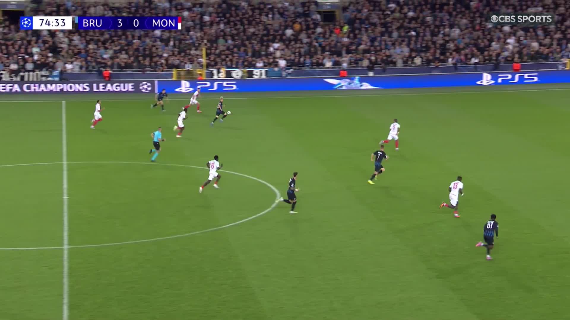 Mamadou Diakhon scores his first goal for Club Brugge on his #UCL debut  🤩👏