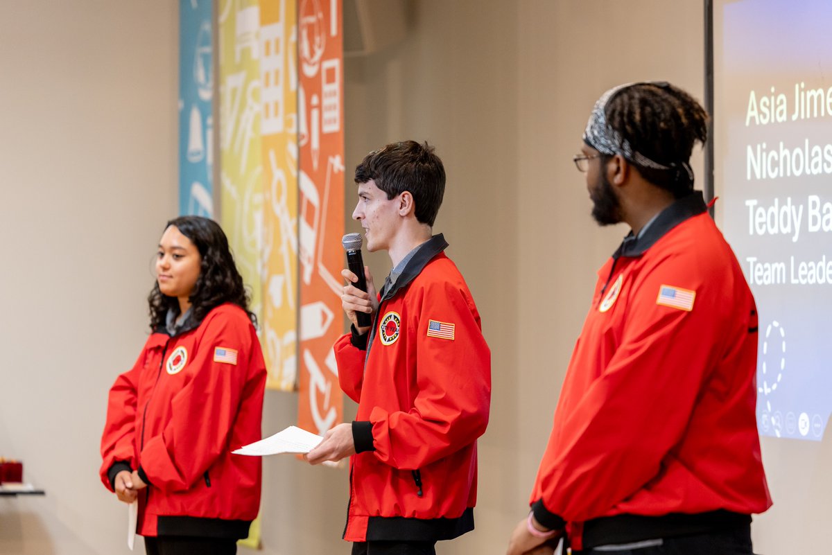 Let the service year begin 👏 Our corps recently kicked off the school year with our annual Opening Day ceremony, including an inspirational address from the Interim Superintendent of Medford Public Schools, Dr. Suzanne Galusi, and from three returning Americorps Members. #cygb
