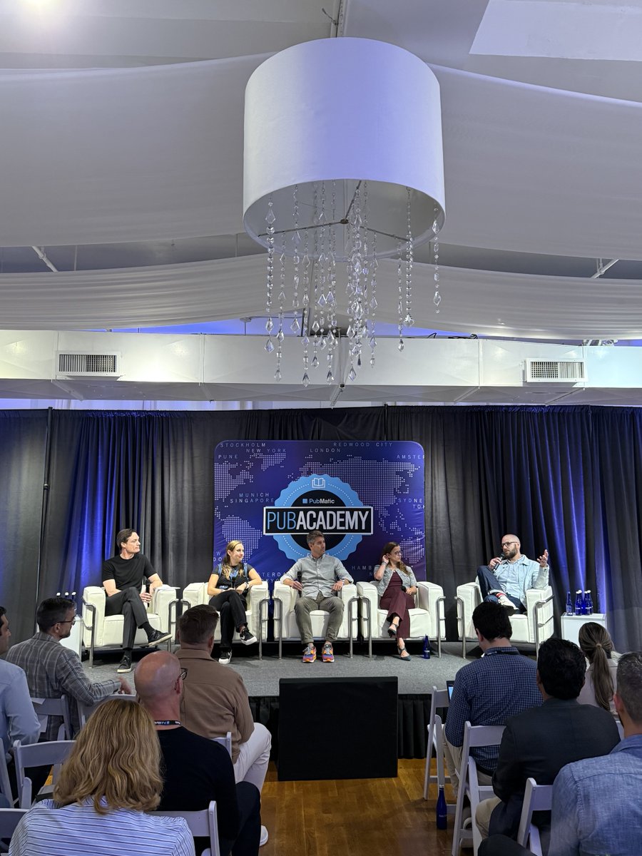 PubMatic's tweet image. That’s a wrap on PubAcademy: The AI Effect in NYC! A huge thank you to our speakers and everyone who joined us for an incredible night of insights and conversation. Take a look at some of our favorite moments, and stay tuned for the takeaways. 👀
#Advertising #Programmatic