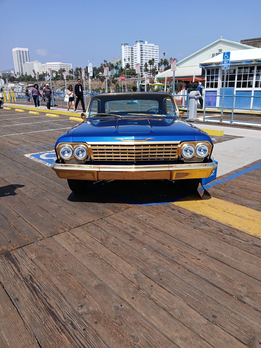 mowe73's tweet photo. Lowrider Car Show. https://t.co/PhjN84NETz