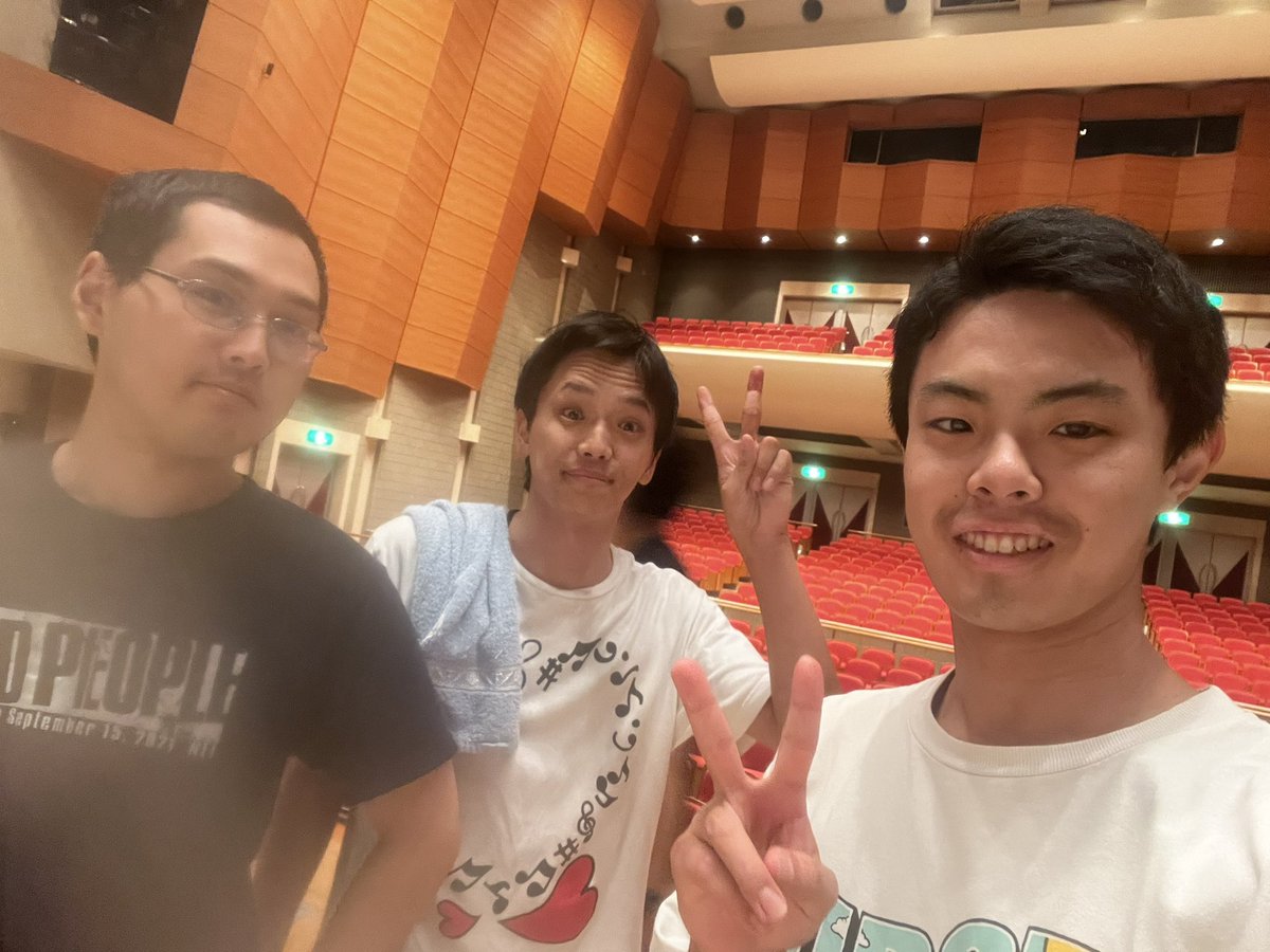 aiboshield_21's tweet photo. 今期より主演を務めさせていただいている遠征公演『＃エディ』。

大ベテランの先輩方にサポートいただき、無事に初日を迎えられました✨これからも全国でエディさんと井岡さんの物語をお届けできるよう頑張ります！！
 ＃白井文化会館 ＃劇団イング #劇団ing #井岡弘樹 ＃ボクシング https://t.co/814SEcypxw