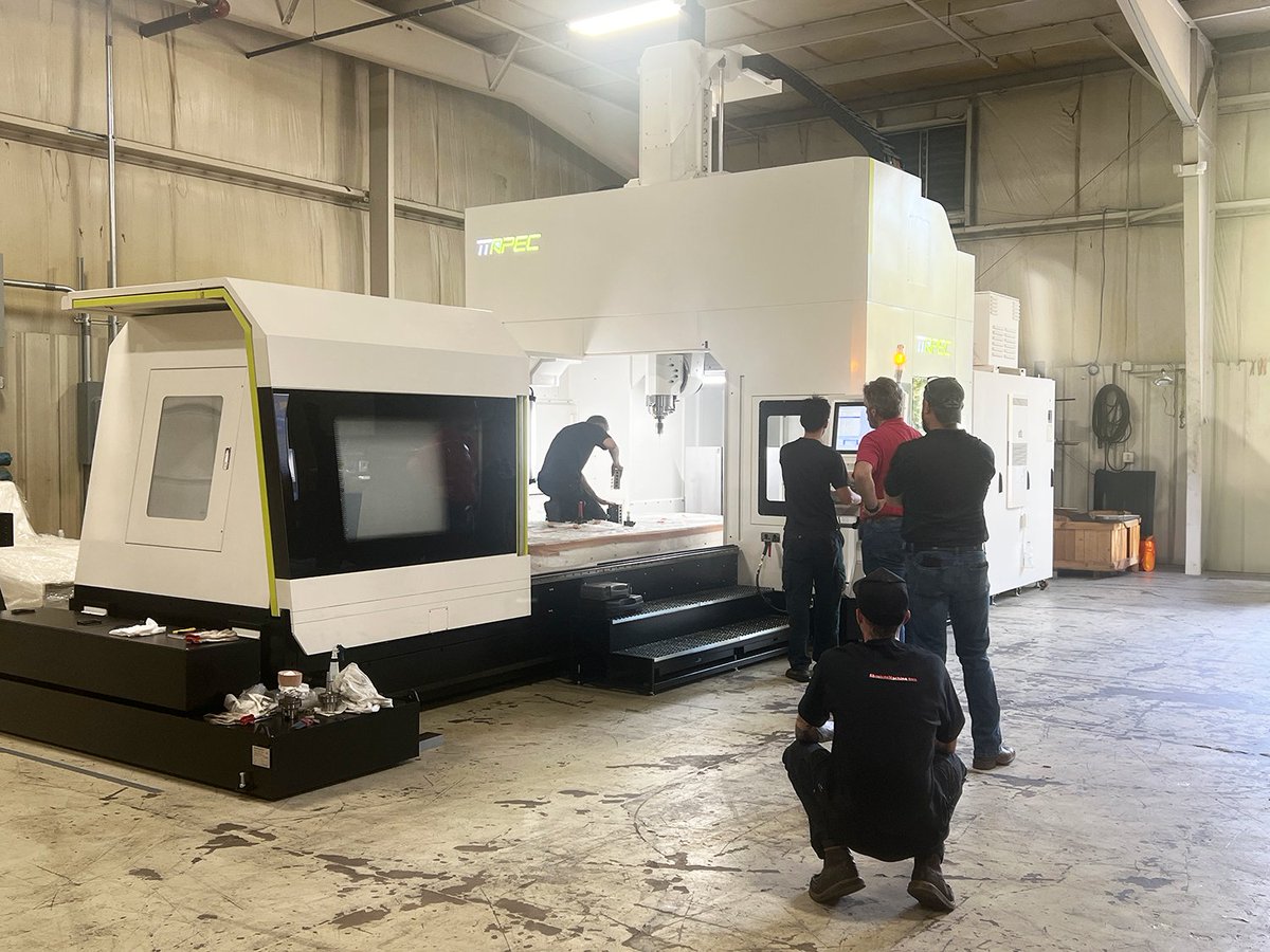 AbsoluteMachine's tweet image. Our new APEC MT-1530 5-Axis Bridge Mill is being installed in our Lorain, OH showroom!
Our team trained with APEC technicians this week, sharpening skills to better serve customers.
We’re proud to be the exclusive U.S. importer of APEC machine tools. #CNC #5Axis