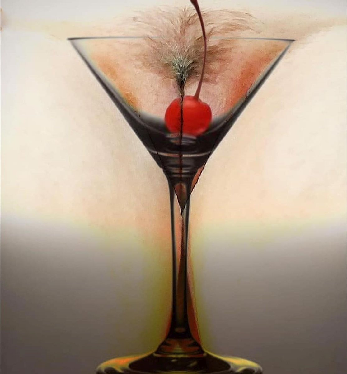 Confidence doesn´t come with beauty, but beauty comes with confidence. So please be kind to all women. Appreciate work of newcomers and amateur models, admire skills of stars. They all deserve it. Your support will give them confidence that will turn to beauty you´re looking for.