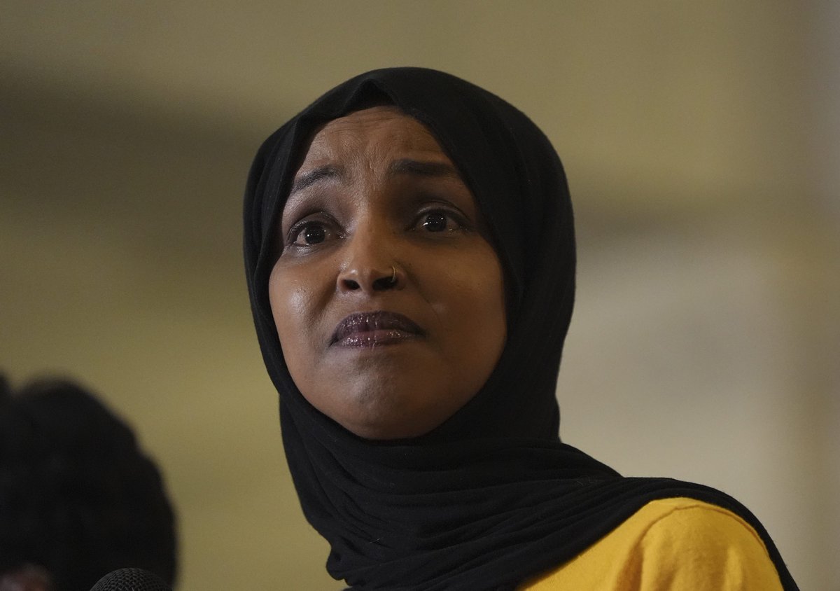LeadingReport's tweet image. BREAKING: President Trump calls for Rep. Ilhan Omar to be removed from Congress.