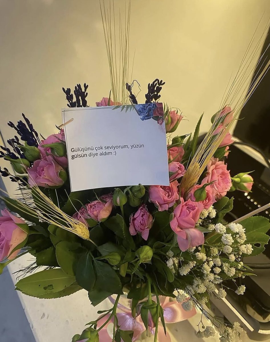 İnce düşünen erkek bir adım öndedir