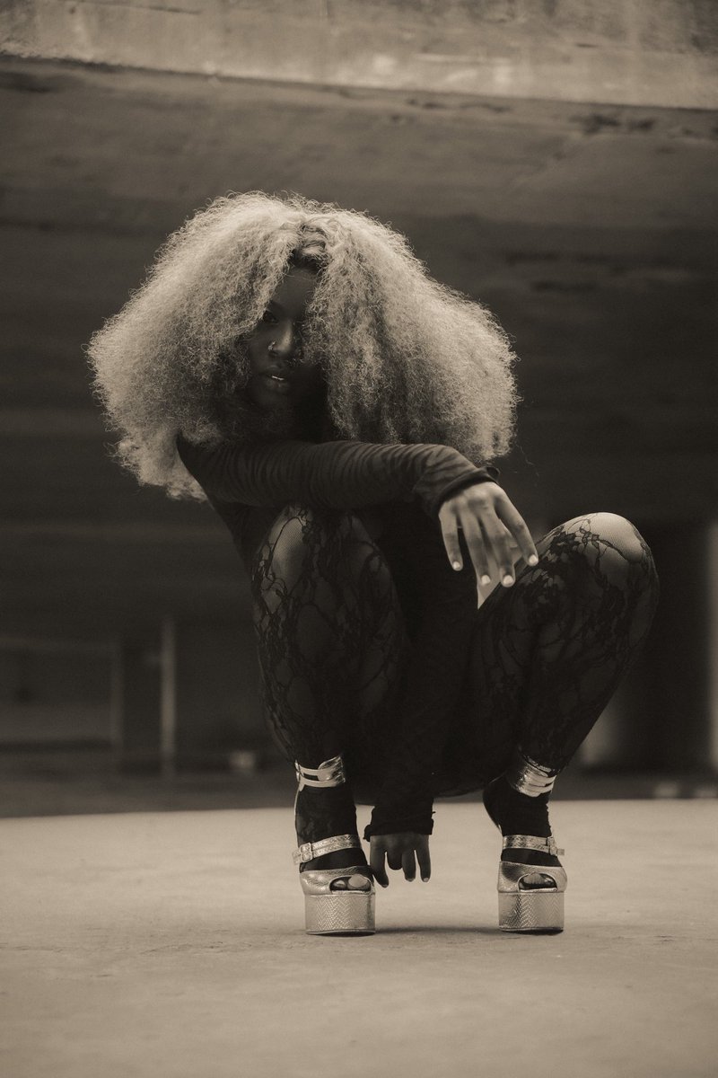 tifeclicks1's tweet photo. Every frame is a story; bold, unapologetic, timeless. Shooting Mayowa wasn’t just about appearance, it was about capturing the energy she embodies. This project is where fashion meets art, and attitude becomes expression. https://t.co/t2SjlC4kYY