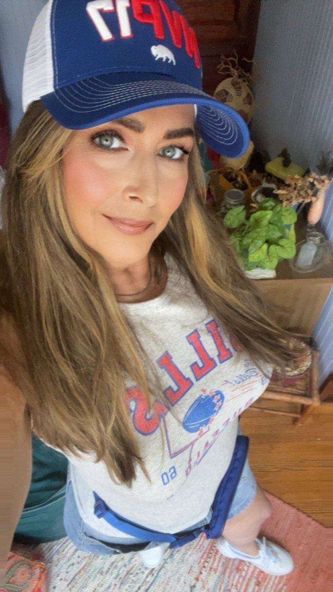 Squish The Fish! #BUFvsMIA #TNFonPrime #TNF 
GO BILLS!! 💙❤️