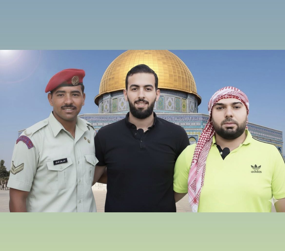OAOlimat's tweet photo. يا أشرف الناس وأصدق الناس وأطهر الناس وأشجع الناس.. السلام عليكم يوم وُلدتم، ويوم استشهدتم، ويوم تُبعثون أحياءً. https://t.co/nd97eHMSxN