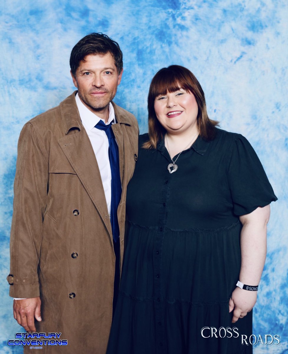 Love you Angel 💕 #HappyBirthdayCastiel

<a href="/mishacollins/">Misha Collins</a>