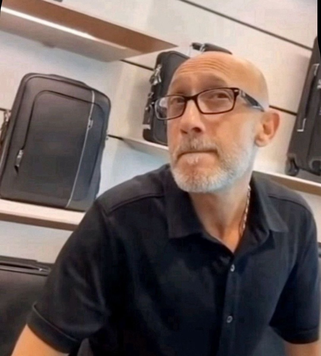 olum. bu nasi bi birlesim lan. isin ilginci hepsini okudum da amk