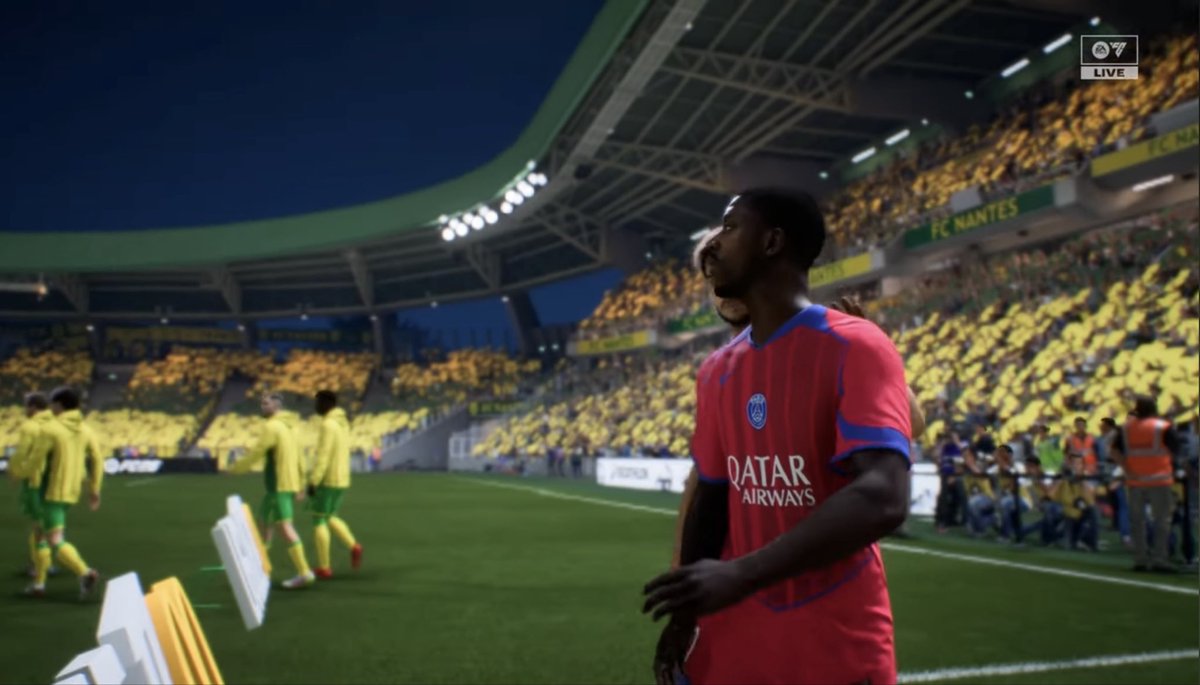crazybadgame's tweet photo. @FCNantes @FC26News_ 
Ça va ils ont pas foiré la modélisation de la Beaujoire FC26 https://t.co/zMfCWIuwgA