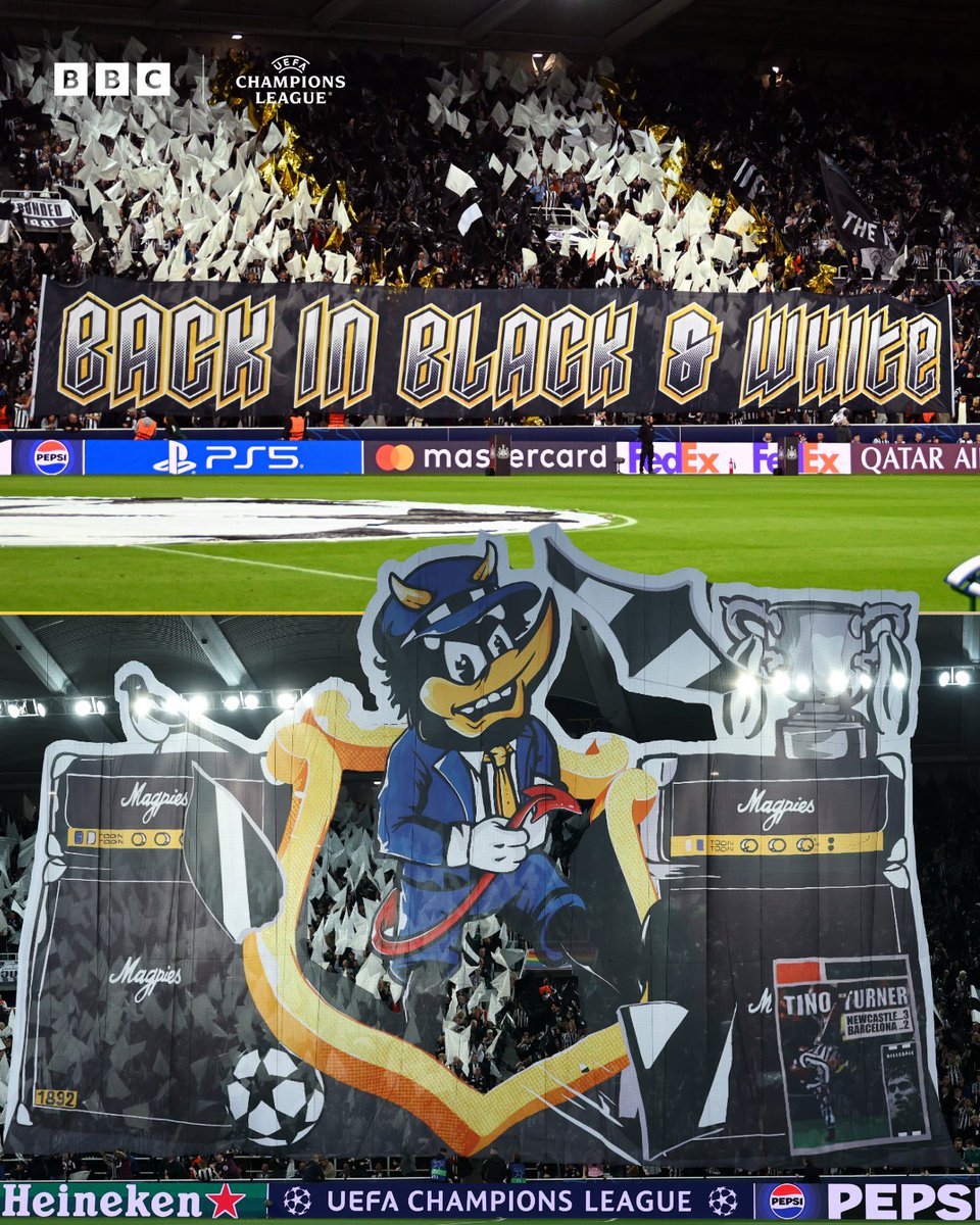 AC/Decent tifo at Newcastle 🎸⚡