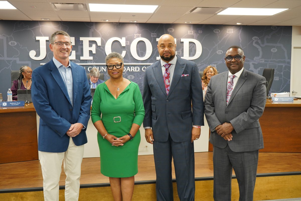 We want to sincerely thank several of our state legislators for their recent donations to our district! Your support means the world to us, and we appreciate all you do to empower our students.
#JEFCOEDProud #Thankyou