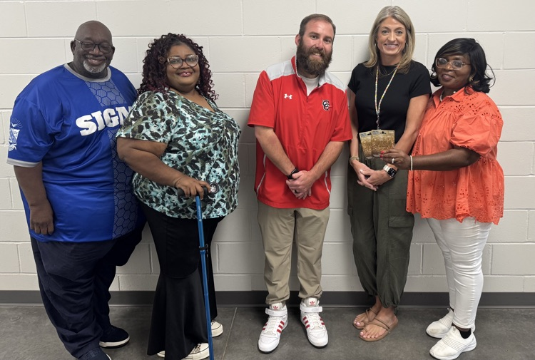 Choctaw Co. High School would like to Thank the Lords Leading Ladies for the gift cards. We truly appreciate them stopping by to visit.