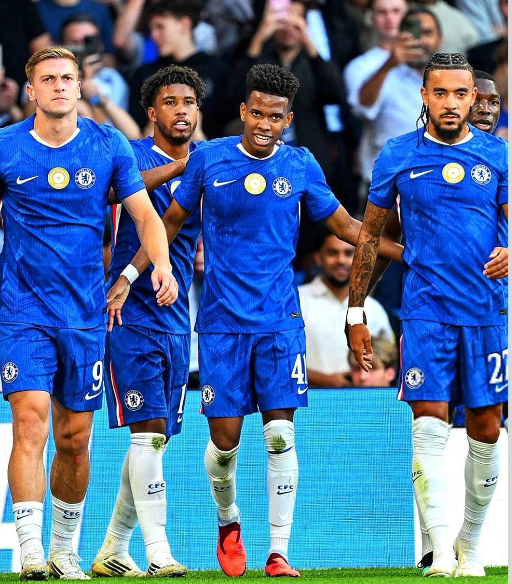 🌃Night Gain 
No Chelsea fan should have less than 5k followers

Follow Me ✅
Retweet 🤝
Comment 💙 and follow everyone who likes it

Ensure to follow back if you were followed