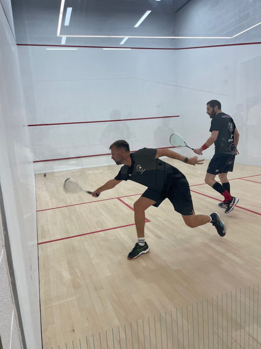 Repton Squash 1st team opened their Leicester League campaign against the reigning champions, Rugby Stags, and pushed them all the way in a narrow 2-3 defeat. A great effort from Owen, Nick, Tom, James &amp; Jeff 👏

Good luck to everyone involved this season 💪