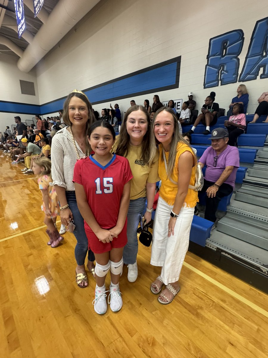 Paige Linekin tweet media