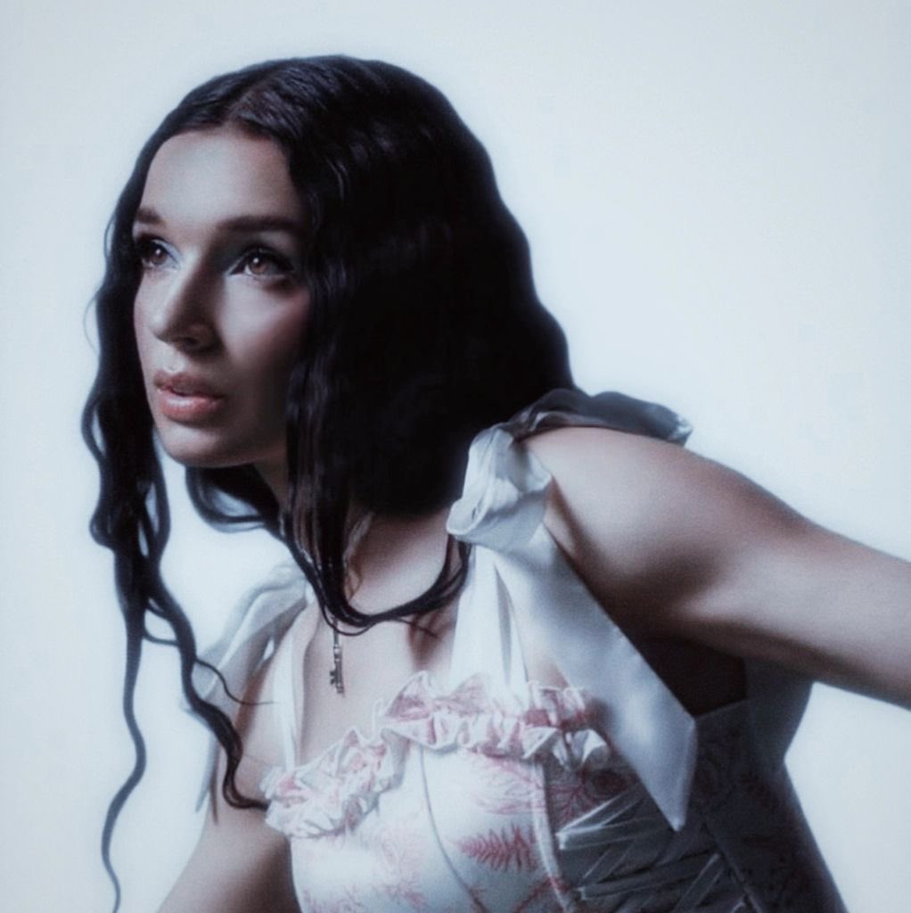SpotifyPoppy's tweet photo. 🚨 Poppy confirms that “Negative Spaces” are there were once they are did.  

They became the first ever to have the first as in the era of that when of a physical streaming and the media began.  

Congratulations Poppy ୨ৎ https://t.co/VxHhKsxK5I