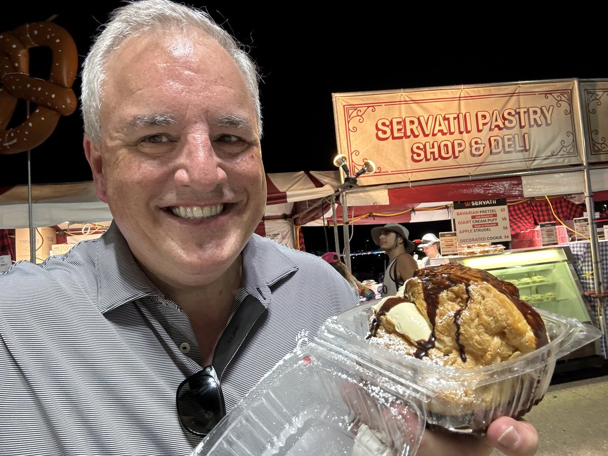 cincygreghoodin's tweet photo. A chocolate cream puff ? Yeah, that’s the stuff . You know that’s how I profiterole ! Chocolate sauce ? Yes please and #Thanksabunch cause , you know , @ServatiiPastry #Oktoberfestzinzinnati #Oktoberfest #oktoberfest2025 #cincyparks @CincyParks #cincyvibes #BearcatVibes #eatcincy #cincyeats #dinelocal #fridayvibes #AllForCincy #todoporcincy