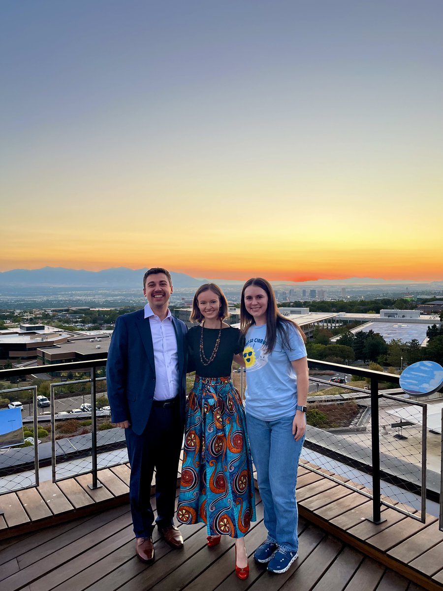 _jenna_reed's tweet image. It was an incredible experience to share my research on #malaria #influenza co-infections at the Science Café yesterday! A big thank you to @NHMU for organizing it, and thank you to everyone who took the time to attend. #scicomm 

🎥 Watch here: youtu.be/TYLrbzUAj_g