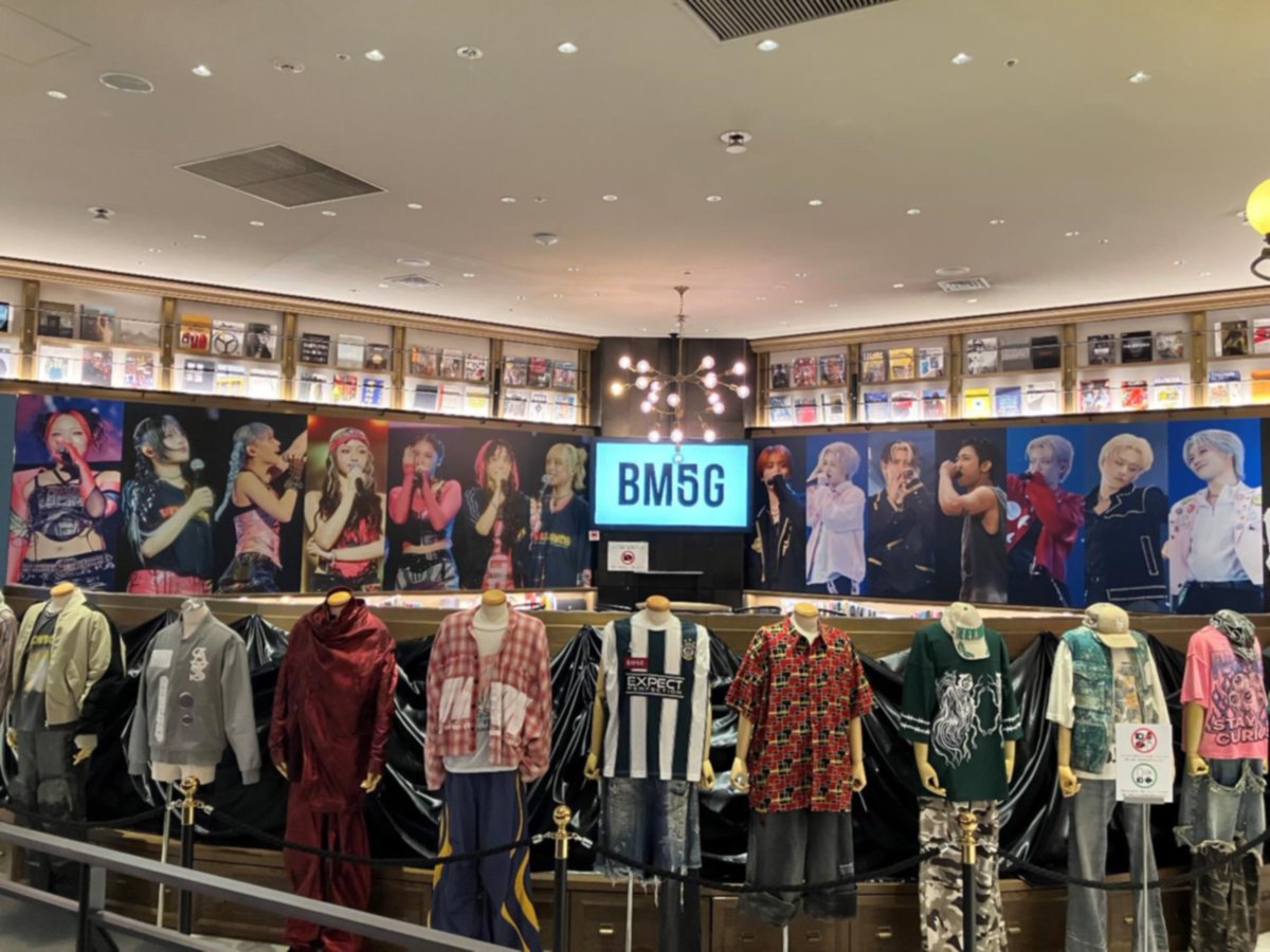 BMSG】 本日は「BMSG STREET GALLERY CAFE」の店内を少しだけお裾分け