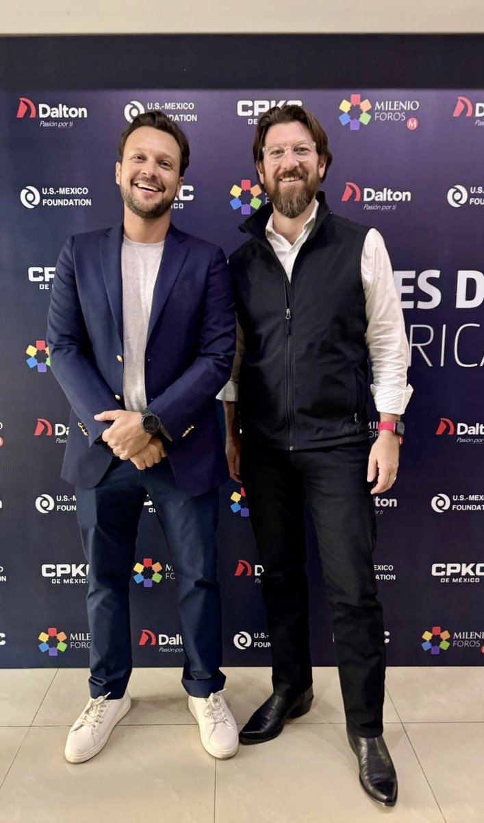 Hoy compartí foro con Juan Carlos Rodriguez, Oscar Del Cueto y Miguel Angel Curiel, moderado por Regina Reyes-Heroles en <a href="/Milenio/">Milenio</a> 

Hablamos sobre Norte América, las oportunidades y retos, desde los cuatro diferentes sectores de los que formamos parte. #PromotoresDeNorteamerica,