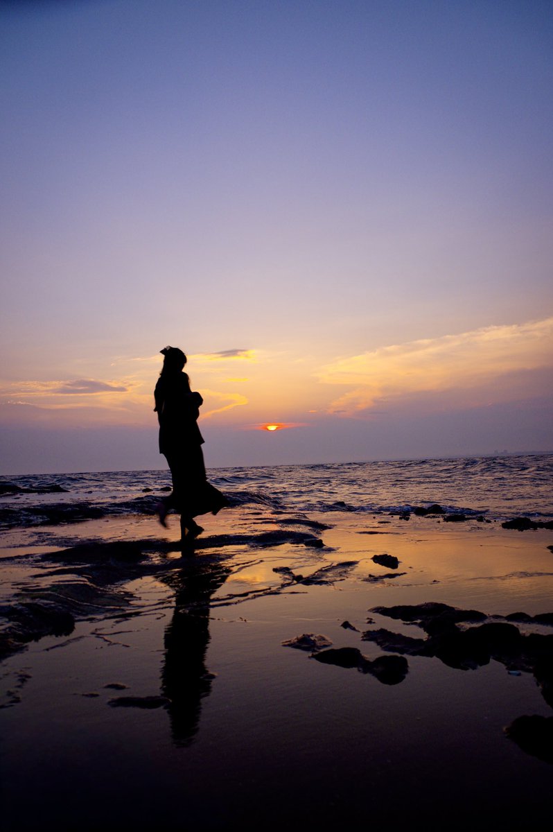 9月19日金曜日、おはようございます☁️

本日はクレープの日です！
先日江ノ島の稚児ヶ渕に行ったのですが、
びっくりするくらい暑くて🥵
途中でカフェに入ってゆっくり涼みながら
クレープをいただきました✨
これからの季節は丁度よさそう💭

本日もよろしくお願いします🔥
