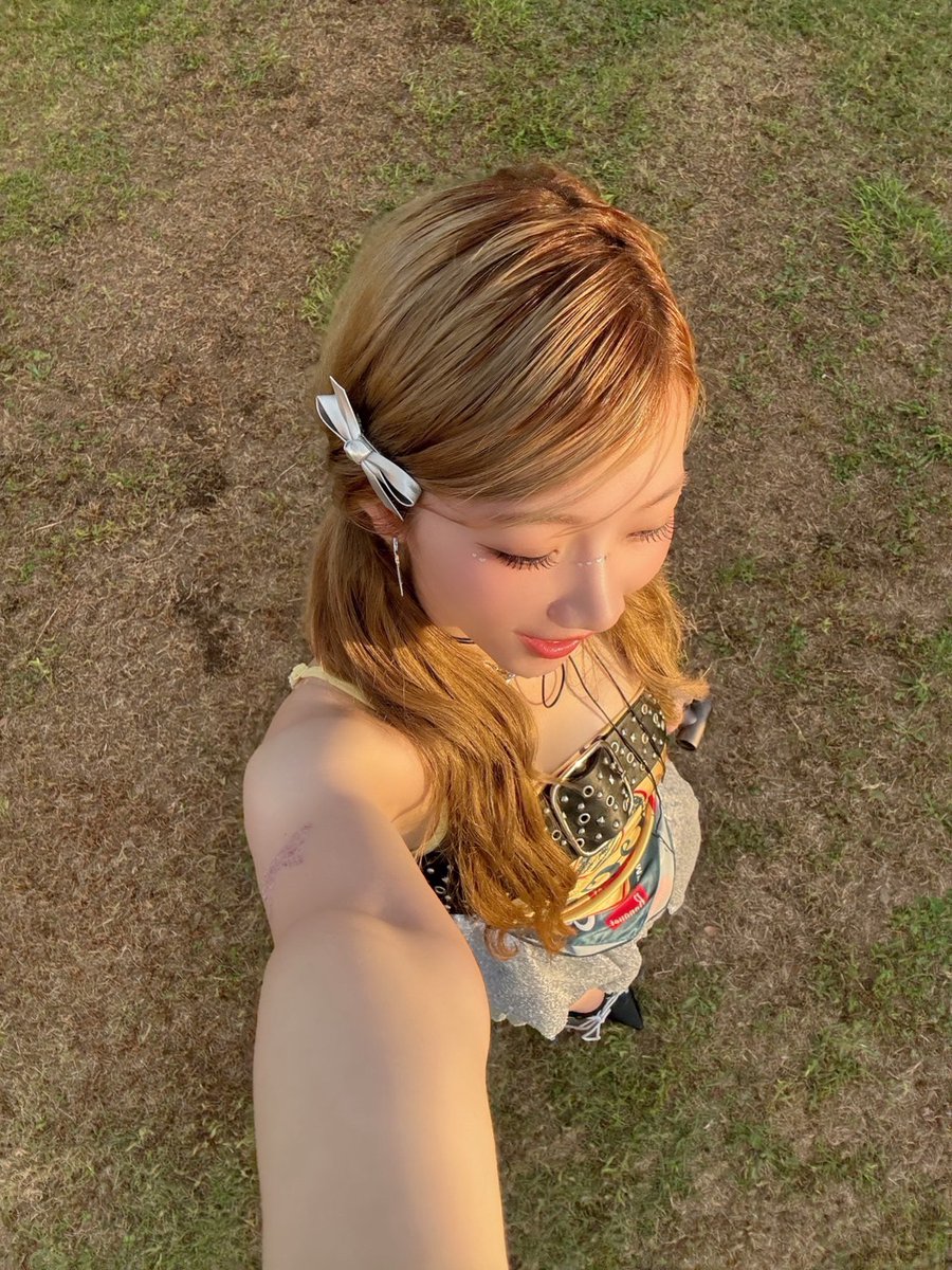 〖 FC UPDATE 〗

⧉RINO LOG

Check ➫ IS:SUE LOG
cf.is-sue.jp

#ISSUE #イッシュ #이슈 #ISSUE_LOG #RINO