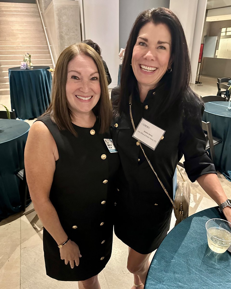 LandmarkDiv's tweet photo. Landmark's own Sherilyn McLain attends the Arizona CREW event Woman ICON 2025. An evening full of inspiration, celebration, and connections at the Phoenix Art Museum @phxart 
#Landmarkdividend #AZCREW #AZCREWPhx #CRE #CREWNetwork #WomanIcon2025 #WomanIconEvent #AmeliaEarhart https://t.co/F4idxbKV51