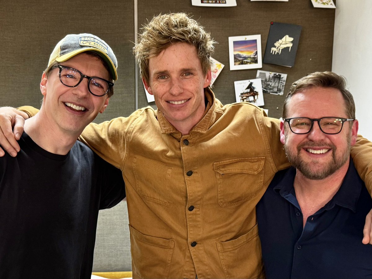 Sean Hayes tweet media