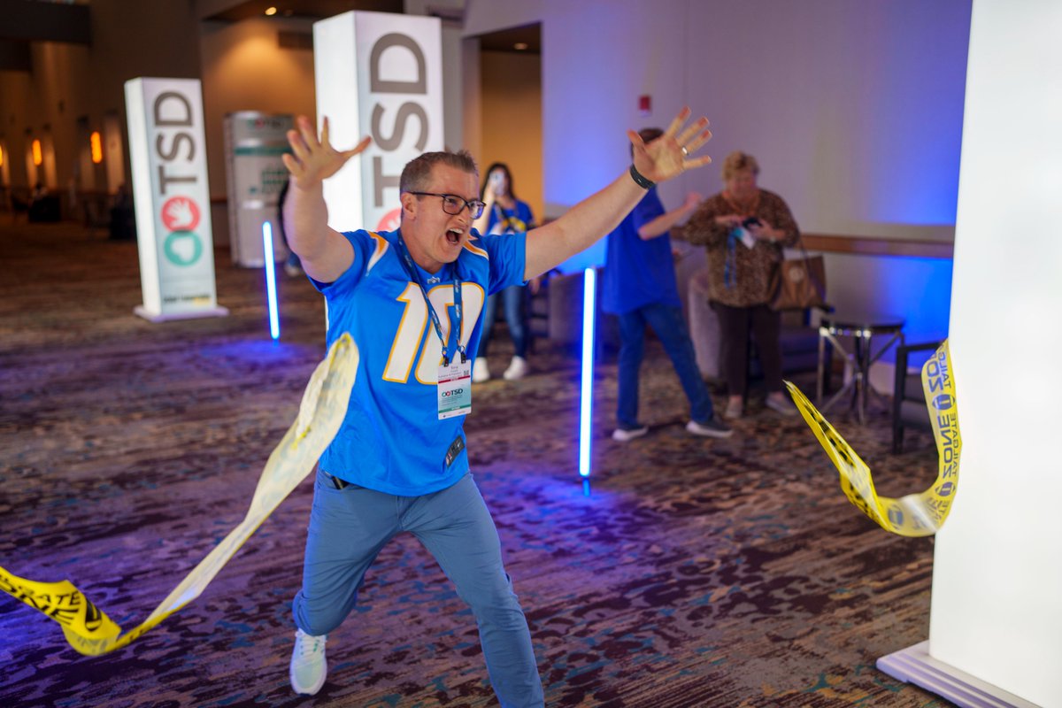 🏈 Football season is officially underway!

Did you know: The #TSD2025 Conference is offering a touchdown scholarship program? The team at <a href="/STNMagazine/">SchoolTransportNews</a> is helping 7 🙌  school transportation professionals access over 2-dozen workshops, 4-inspiring keynotes and hands-on safety