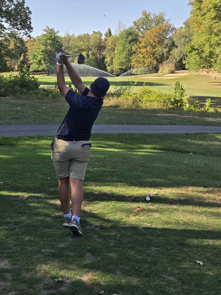 Great day to get out and golf! JV vs Gahanna and New Albany @ Champions GC. #galesgolf