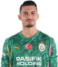 Yazık çocuğa ya ilk Avrupa maçında 5 tane gol yedi, ama yediği gollerin dördün dede  hatası yok..#SGEvGS